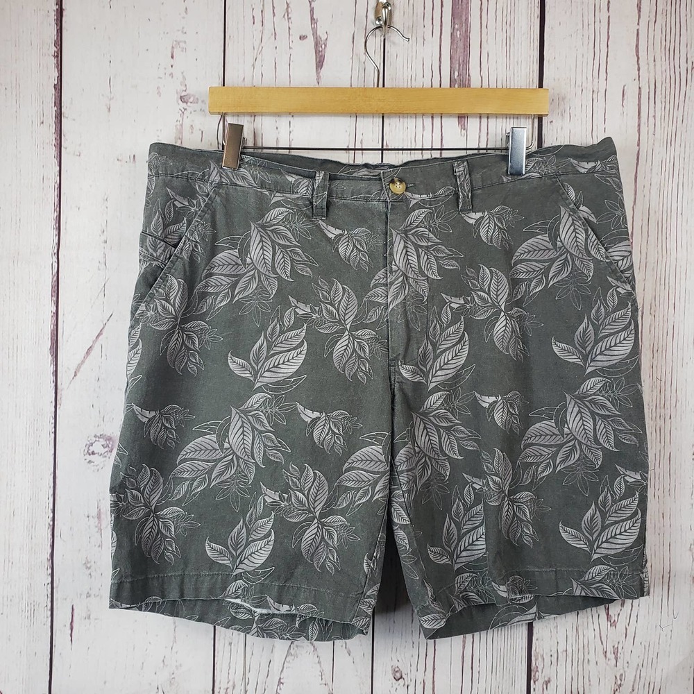 Santa Barbara Polo & Racquet Club Shorts Mens Size 36W Floral Flat Front Gray